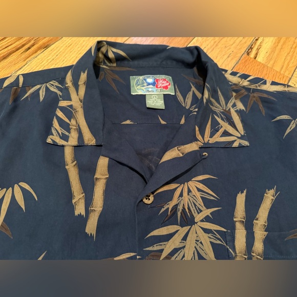 Hilo Hattie Men’s Size L 100% Silk Aloha Shirt Button Down Hawaiian Blue Bamboo - Picture 3 of 11